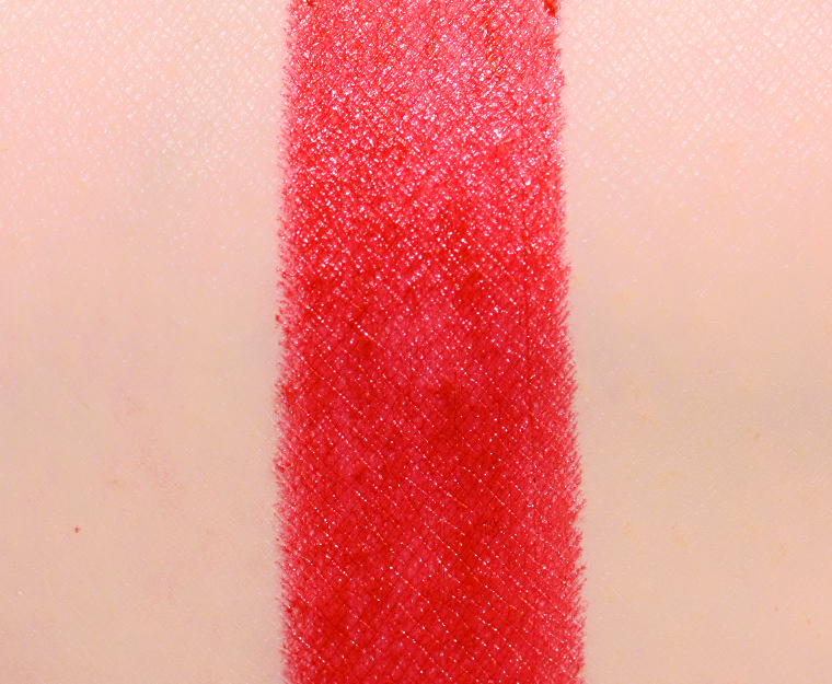 <p class="text-center">Lancome Bisou Bisou (148) L'Absolu Rouge Cream Lipstick (2022)</p>
