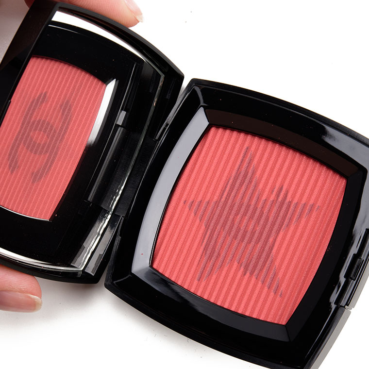 Chanel Corail Etoile Blush Comete Soft Glow Blush