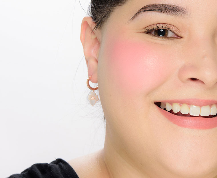 Iconic London Rose Glow (Left) Silk Glow Blush