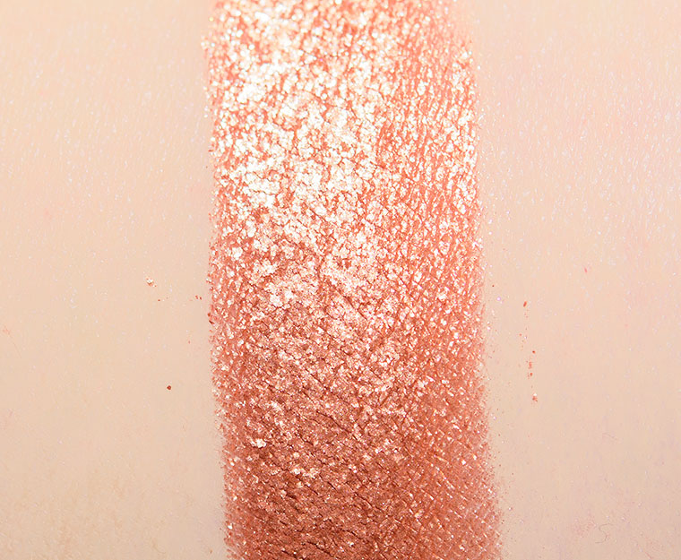 <p class="text-center">By Beauty Bay Candlestick Eyeshadow</p>