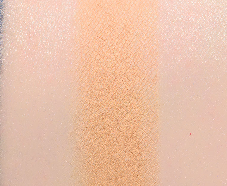<p class="text-center">By Beauty Bay Corset Eyeshadow</p>
