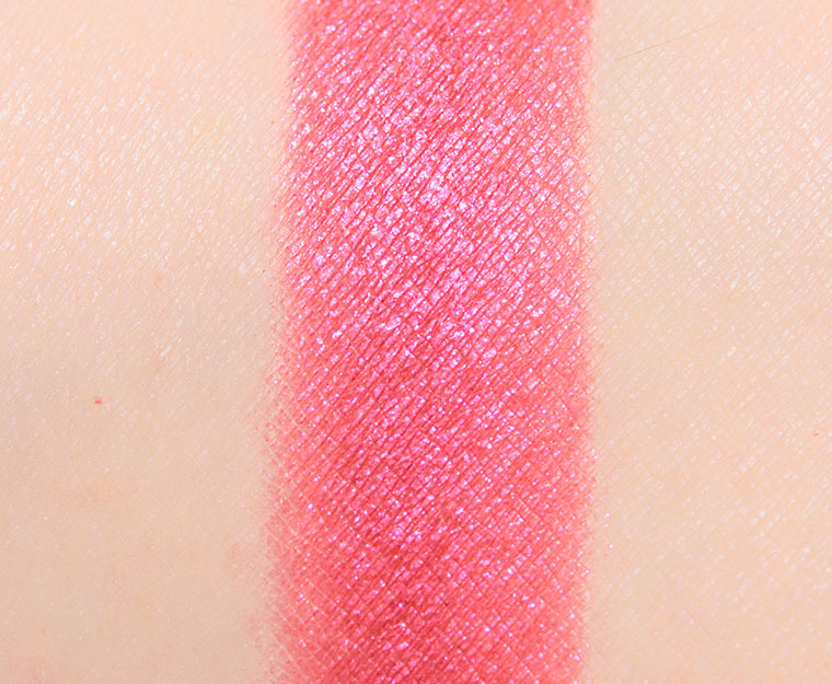 <p class="text-center">By Beauty Bay Cupid Pressed Pigment</p>