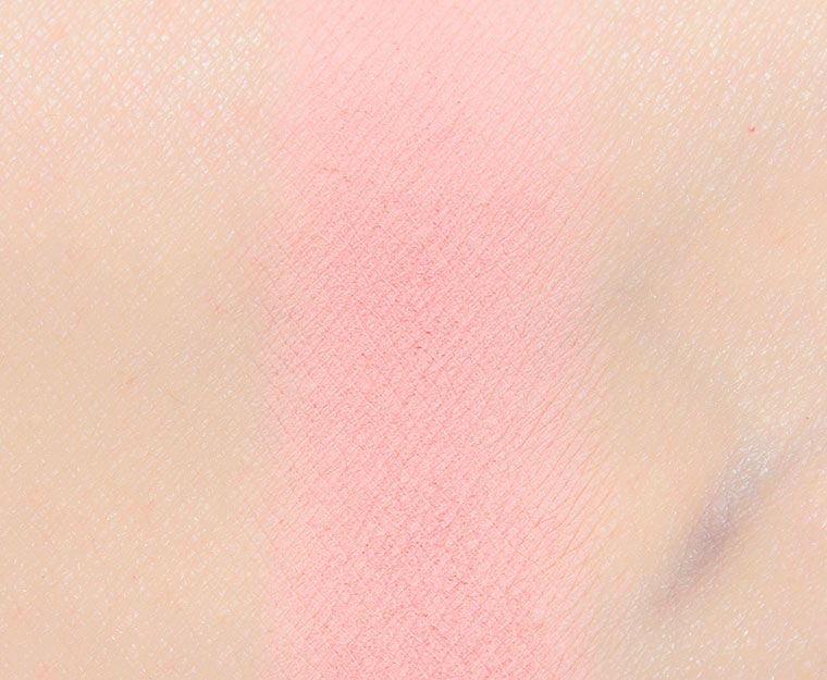 <p class="text-center">By Beauty Bay Flush Eyeshadow</p>