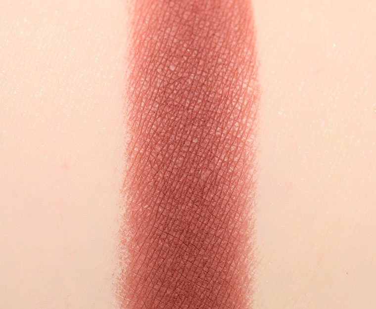 <p class="text-center">By Beauty Bay Mahogany Pressed Pigment</p>