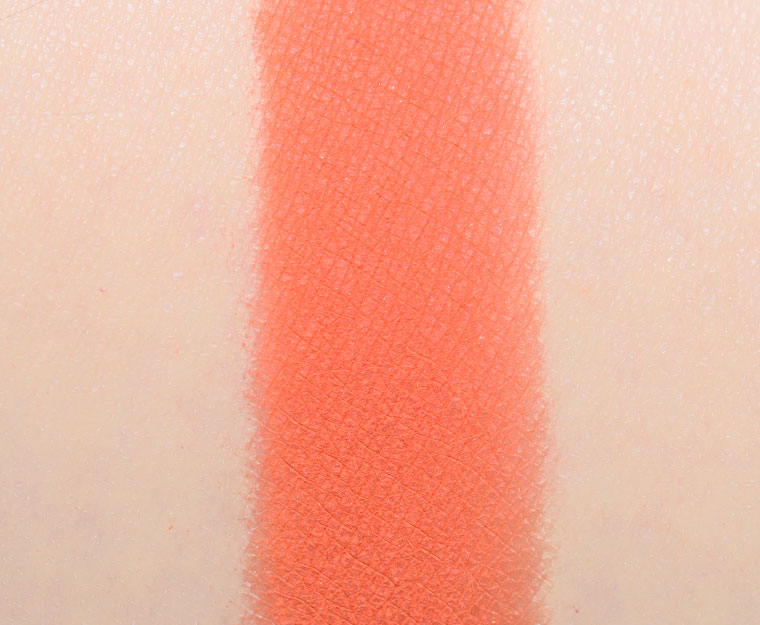 <p class="text-center">Byredo Earthquake Eyeshadow</p>