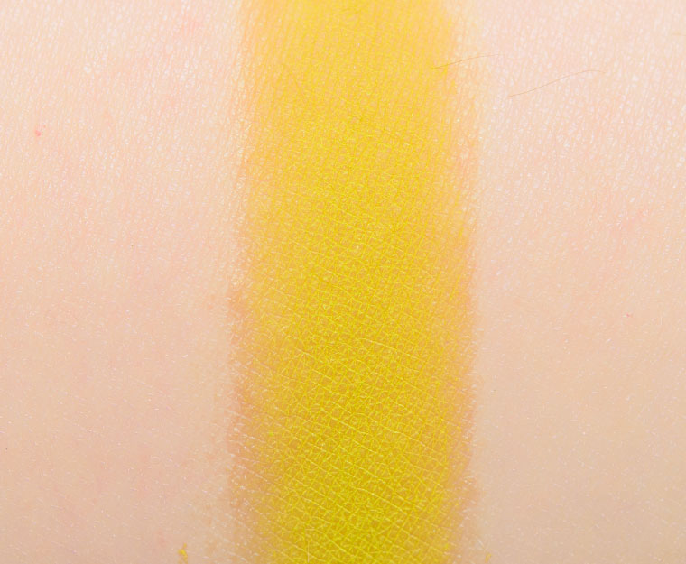 Coloured Raine Cash Me Outside Pressed Pigment