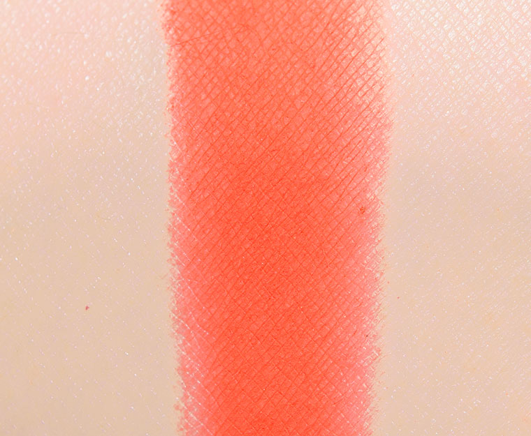 <p class="text-center">Coloured Raine Gloaming Pressed Pigment</p>