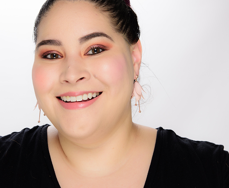 MAC Flowerescent Glow Play Blush
