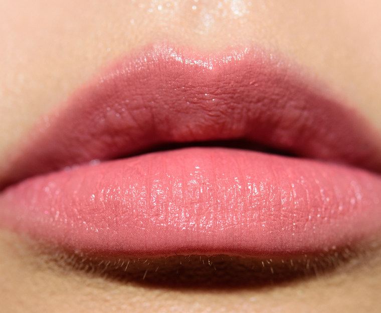 <p class="text-center">MAC Sakura SZN Love Me Lipstick</p>