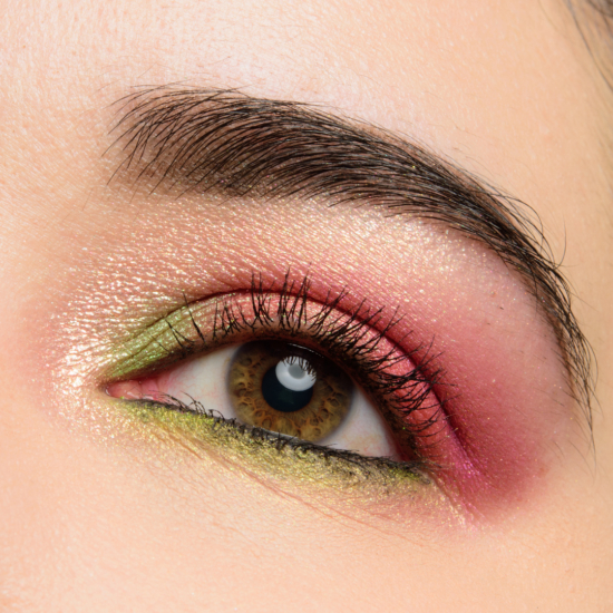 Clionadh Dragon Fruit Eyeshadow Palette