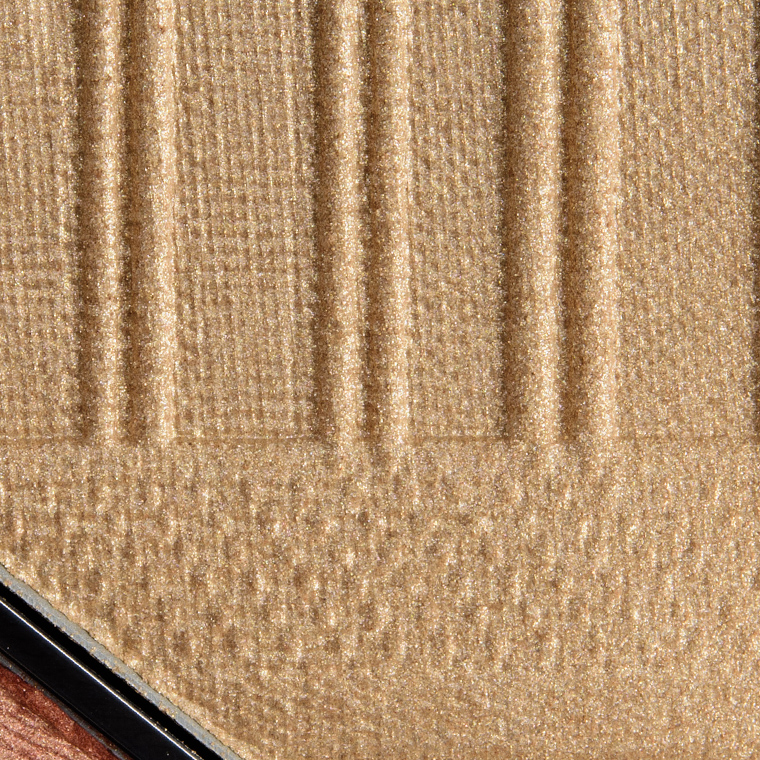 <p class="text-center">Dior Riviera #2 High Colour Eyeshadow</p>