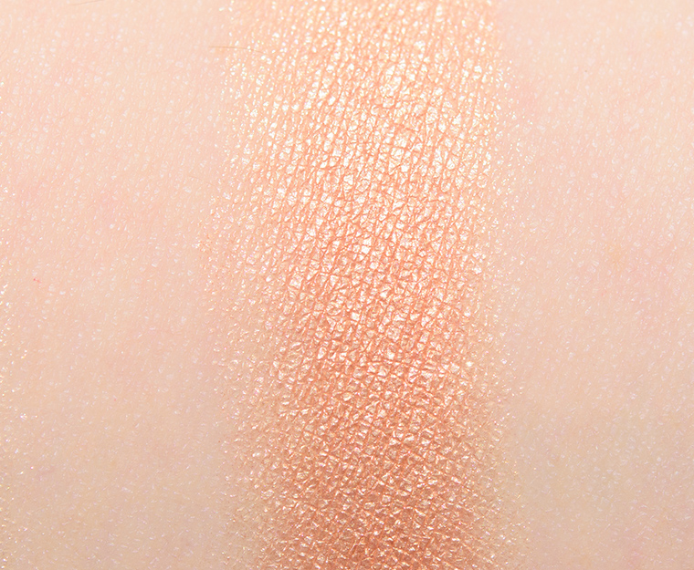<p class="text-center">Dior Riviera #3 High Colour Eyeshadow</p>