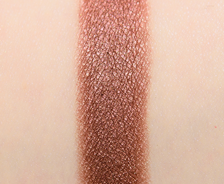 <p class="text-center">Dior Riviera #4 High Colour Eyeshadow</p>