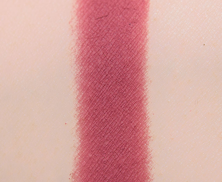 <p class="text-center">Pat McGrath Forbidden Amour EYEdols Eyeshadow</p>