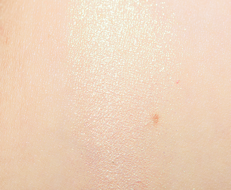 <p class="text-center">ColourPop Striking Pressed Powder Shadow</p>