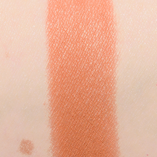 MAC Benny's Burger Powder Kiss Soft Matte Eyeshadow