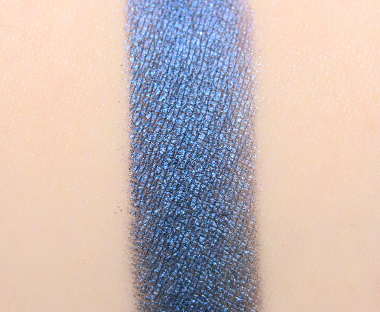 <p class="text-center">MAC Creel House Dazzleshadow Extreme</p>