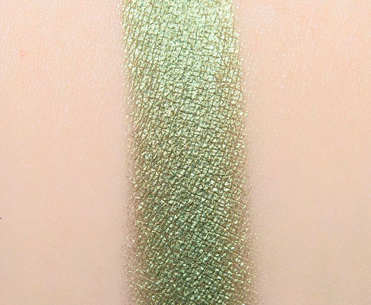 <p class="text-center">MAC Demo Bat Dazzleshadow Extreme</p>
