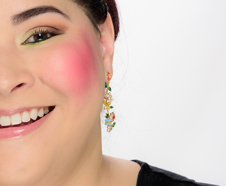 MAC He Likes It Cold Powder Blush