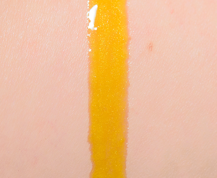 <p class="text-center">MAC Marvelous Max Lipglass</p>