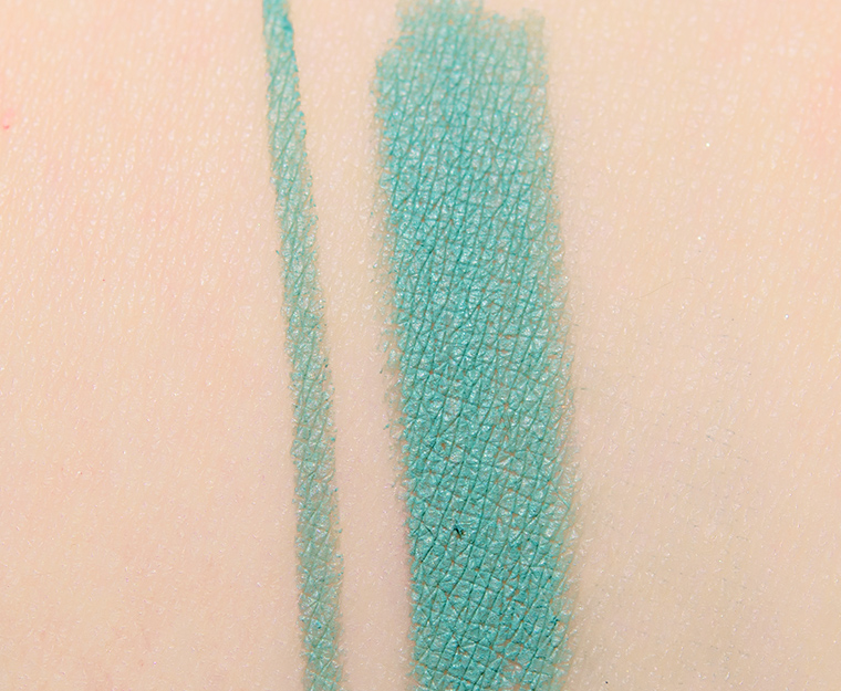 <p class="text-center">MAC The Last Word Colour Excess Gel Pencil Eye Liner</p>