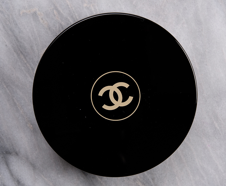 Chanel Soleil Tan Medium Bronze (392) Soleil Tan de Chanel Bronzing Makeup Base