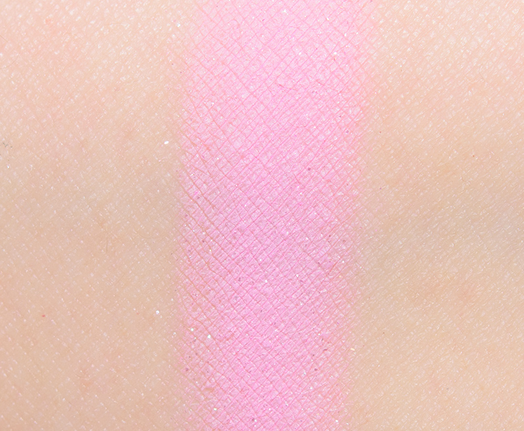 <p class="text-center">ColourPop Got a Tan Pressed Powder Pigment</p>