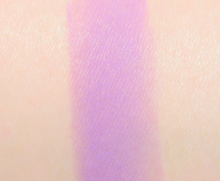 <p class="text-center">Lethal Cosmetics Wisteria Pressed Powder Shadow</p>