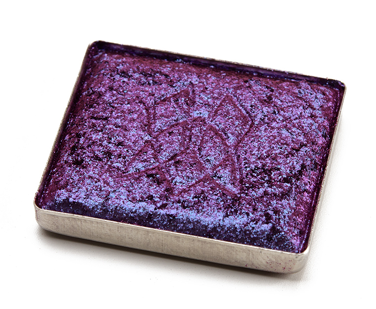 Clionadh Coat of Arms Hybrid Multichrome Eyeshadow