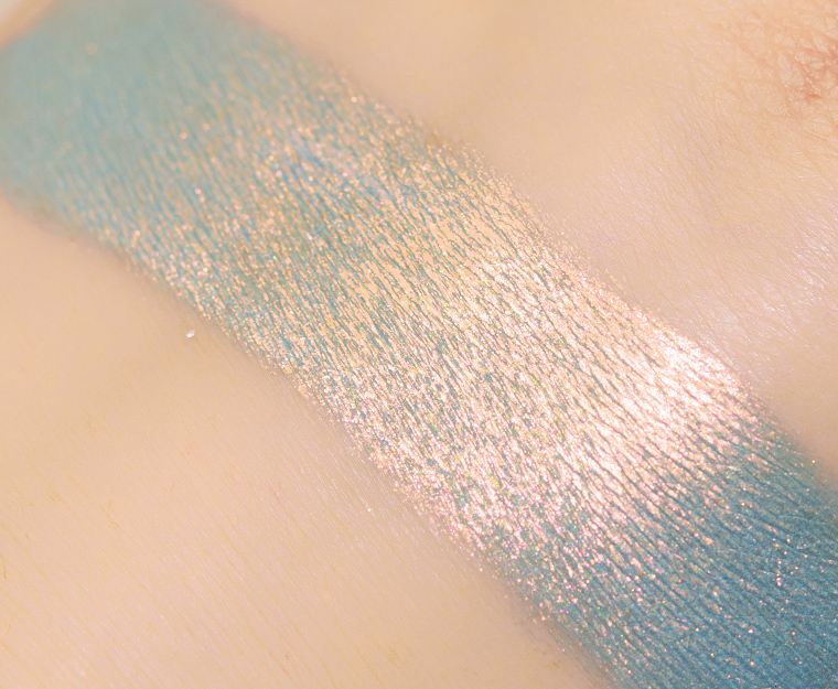 Clionadh Hilt Electric Multichrome Pressed Pigment