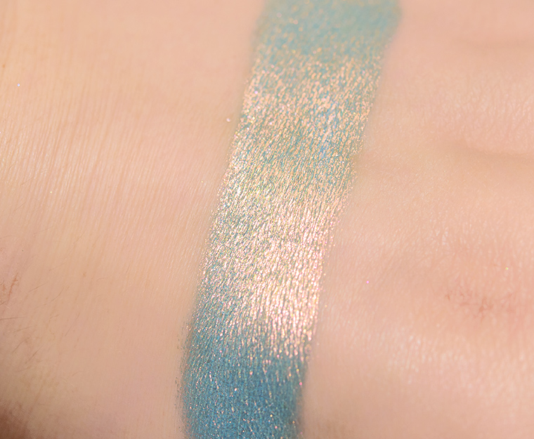 Clionadh Hilt Electric Multichrome Pressed Pigment