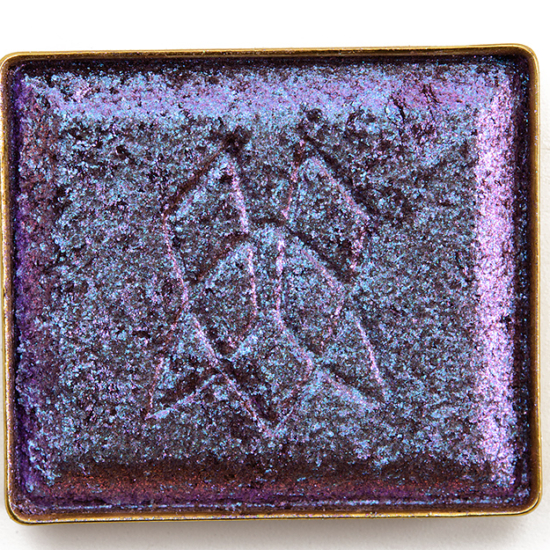 Clionadh Deep Iridescent Multichrome Eyeshadow Lapis Lazuli