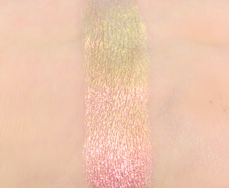 Clionadh Palace Pearlescent Multichrome Eyeshadow