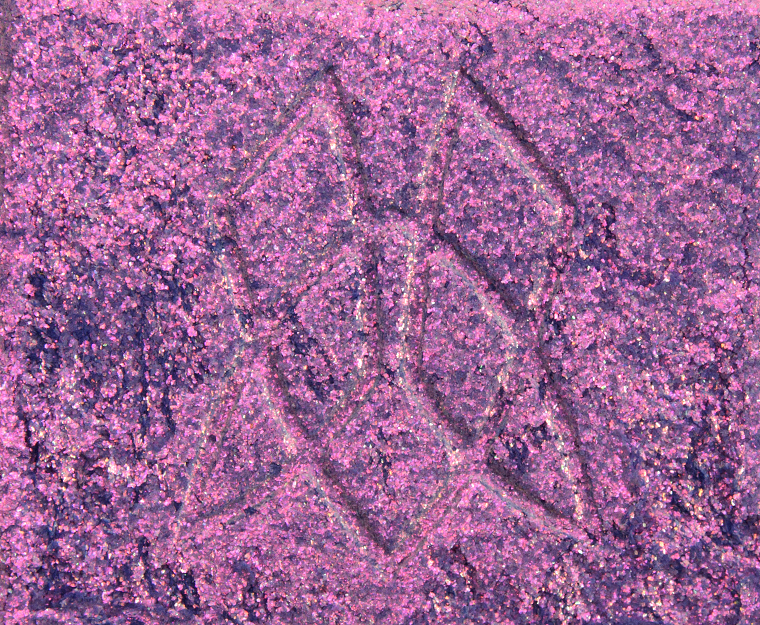 Clionadh Quest Electric Multichrome Pressed Pigment