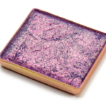 Clionadh Rayonnant Electric Multichrome Pressed Pigment