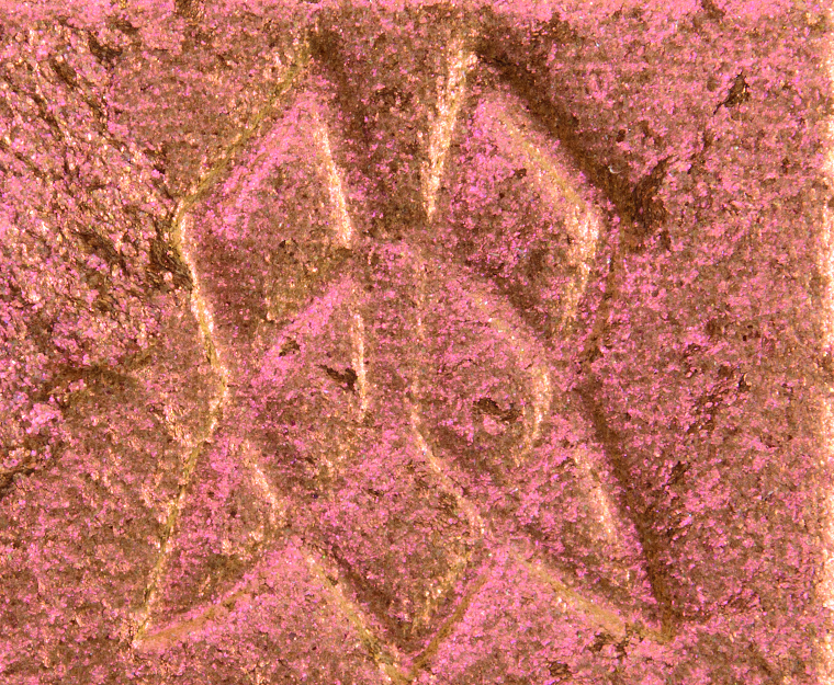 Clionadh Saffron Deep Iridescent Multichrome Eyeshadow