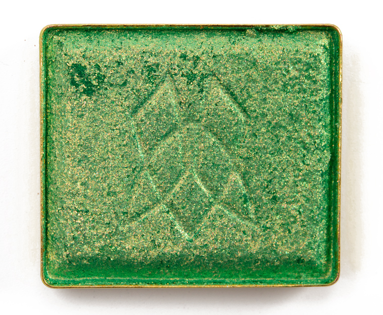 Clionadh Topiary Vibrant Multichrome Eyeshadow