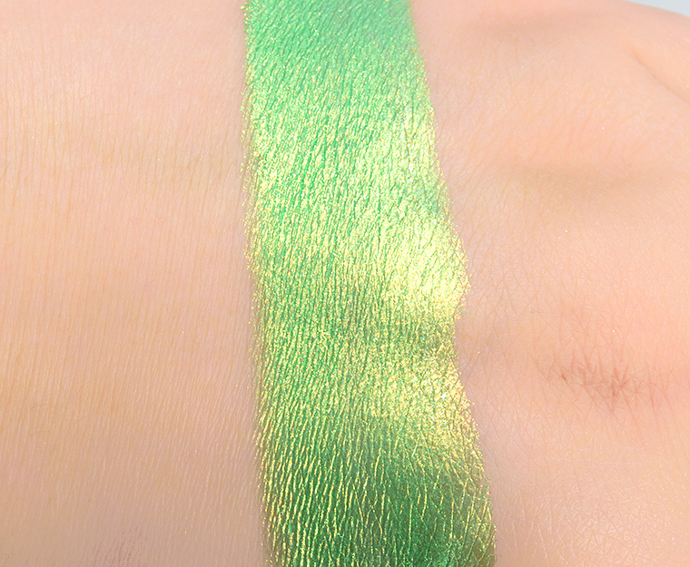 Clionadh Topiary Vibrant Multichrome Eyeshadow