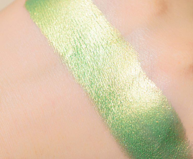 Clionadh Topiary Vibrant Multichrome Eyeshadow
