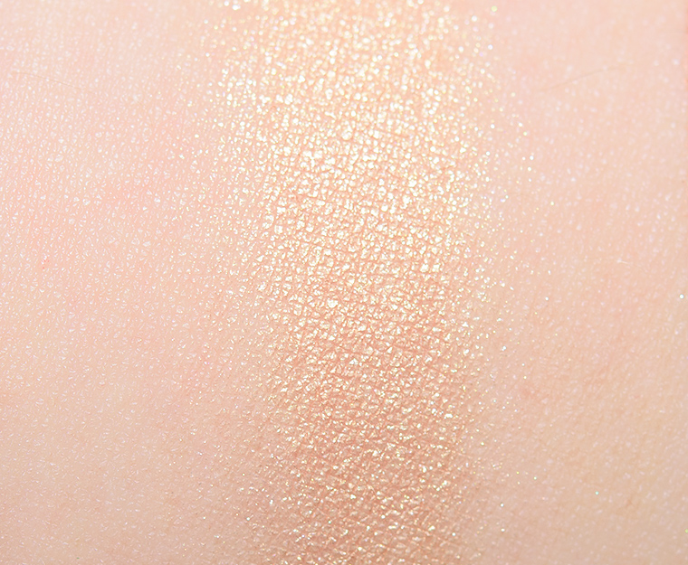 <p class="text-center">Dior Mirror Mirror #2 High Colour Eyeshadow</p>