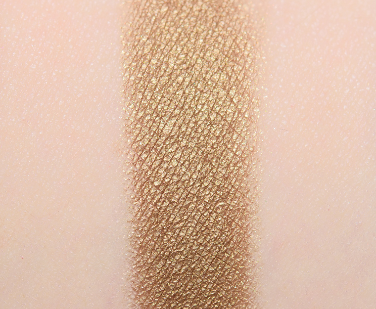 <p class="text-center">Dior Mirror Mirror #4 High Colour Eyeshadow</p>