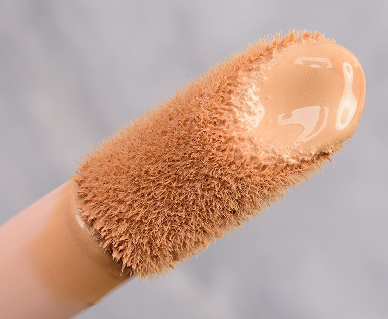 elf 2 (Fair/Light Neutral Warm) Halo Glow Liquid Filter