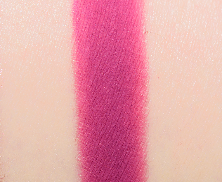 <p class="text-center">Give Me Glow Flower Power Matte Pressed Pigment</p>