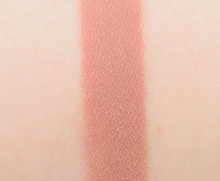 <p class="text-center">Give Me Glow FML Matte Pressed Shadow</p>
