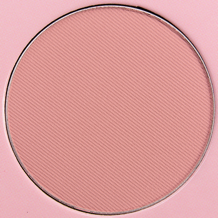 <p class="text-center">Give Me Glow He Loves Me Matte Pressed Pigment</p>