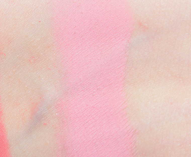 <p class="text-center">Give Me Glow I'm Levitating Matte Pressed Shadow</p>