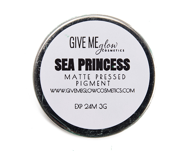 Give Me Glow Sea Princess Matte Pressed Shadow