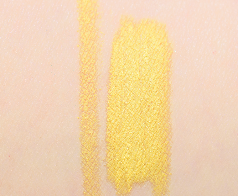 <p class="text-center">Maybelline Citrus Charge TattooStudio Longwear Neon Eyeliner</p>