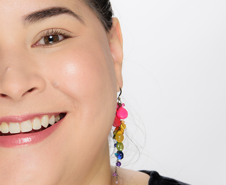 Moira Rose Petals Sun Glow Face and Body Highlighter