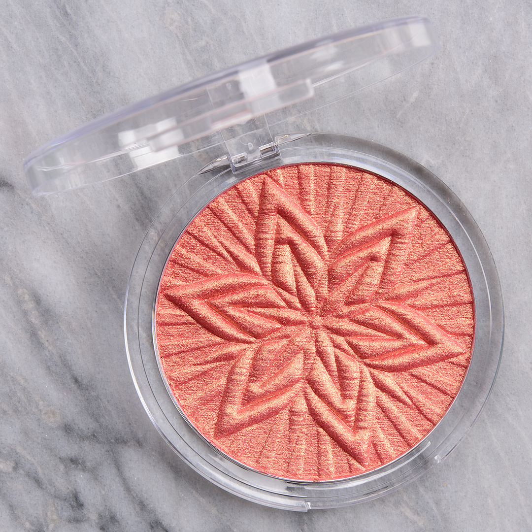 <p class="text-center">Moira Spicy Hue Sun Glow Face and Body Highlighter</p>